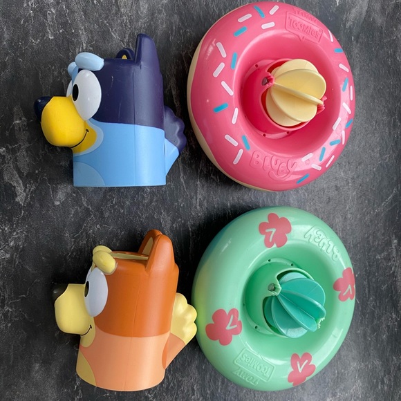 💛3/30 Bluey and Bingo Bath Toys - Pink and Green - Picture 2 of 2